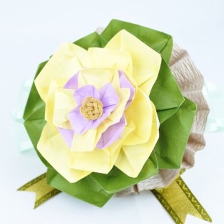 お正月やおめでたい日に飾りたいブーケが作れる♥お花の折り紙ブーケキット♥黄色のはぼたんの折り紙ブーケが作れるキットです♥クリックして、詳細をチェック♥