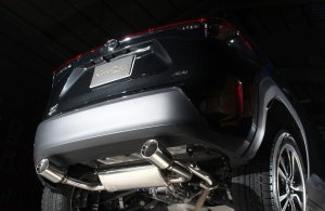 MXPJ15 ヤリスクロス 4WDハイブリッド Extra Edition(エクストラエディション) 車検対応  マフラー