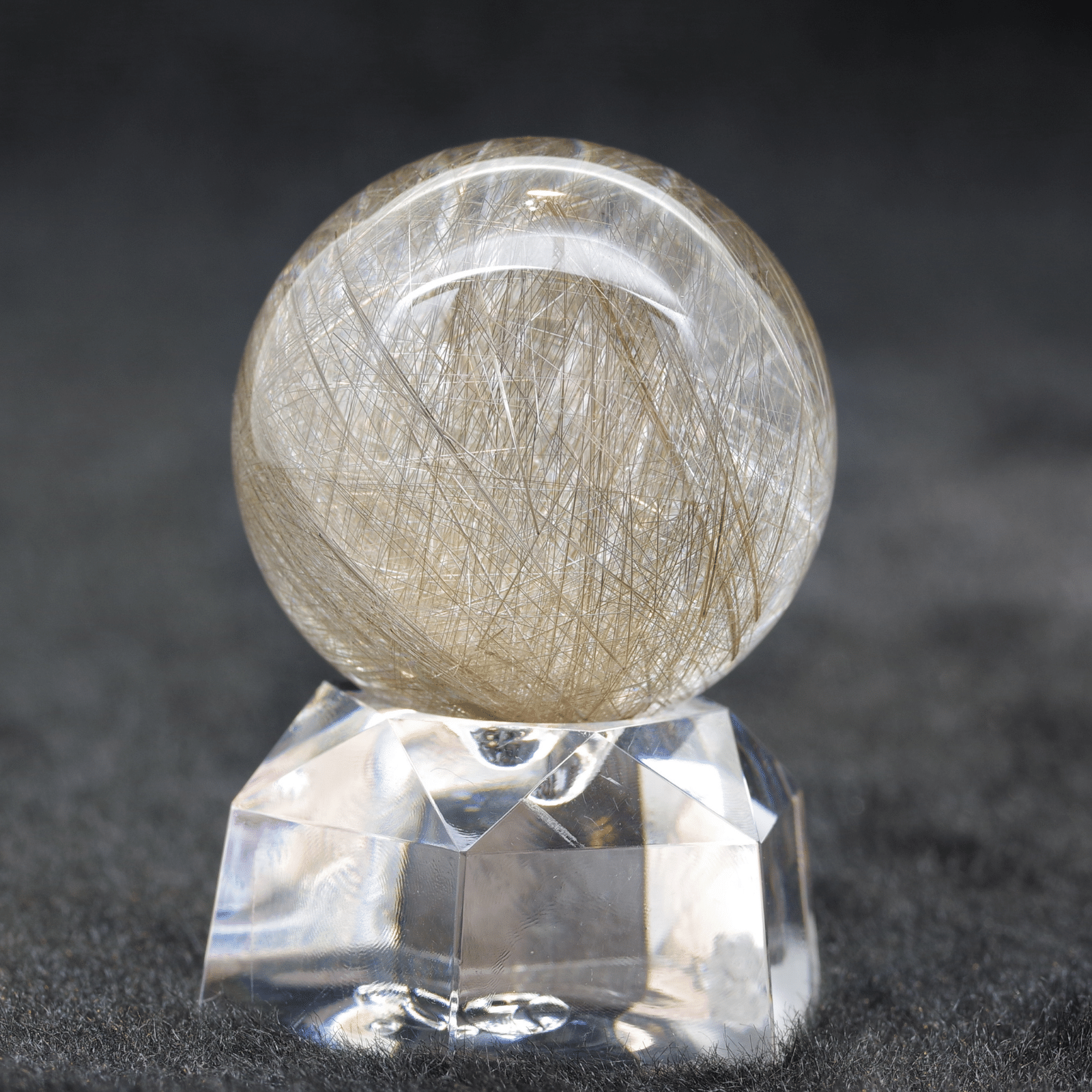 ルチルクォーツスフィア 43mm 111g ルチルクォーツスフィア 43mm 111g ルチルクォーツスフィア 43mm