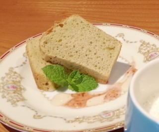 玄米粉のシフォンケーキ