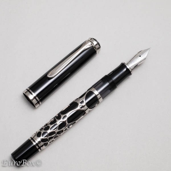 Pelikan Spirit of Gaudi ペリカン スピリット・オブ・ガウディ 万年筆