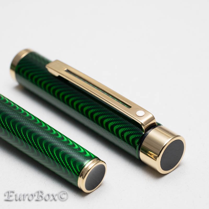 シェーファー 万年筆 タルガ 1086 モアレ ラッカー グリーン SHEAFFER Targa 1086 Moire Lacquer Green -  ユーロボックス - Euro Box