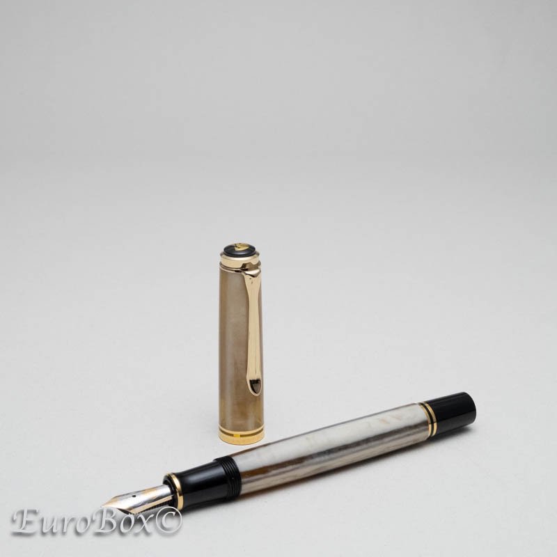 ペリカン 万年筆 世界の史跡シリーズ M620 ピアッツァ・ナヴォーナ Pelikan M620 Piazza Navona - ユーロボックス -  Euro Box