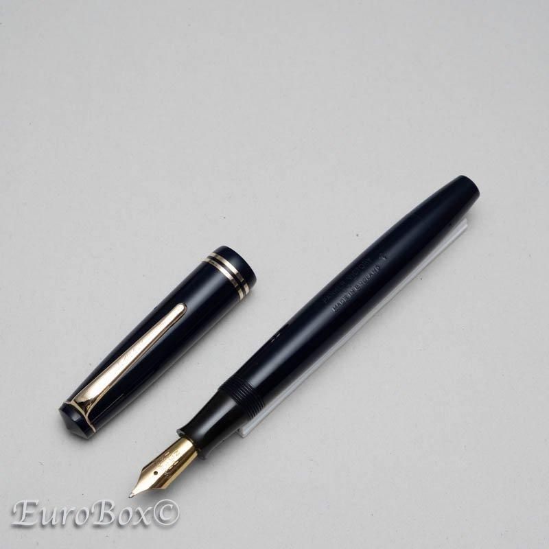 美品papier broken parker/ navy 2025年最新】papier パーカーの人気アイテム - メルカリ