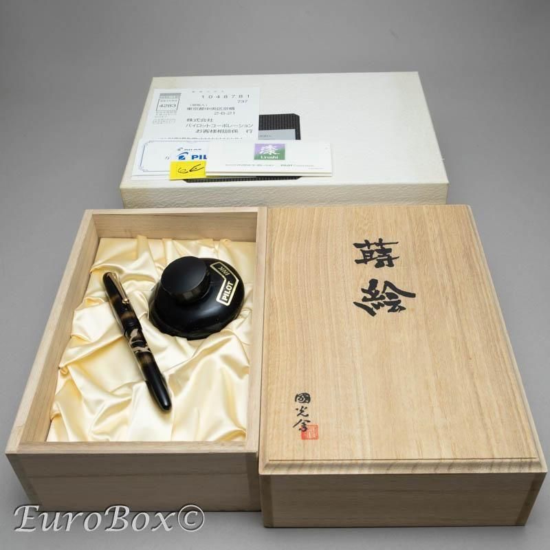 掛軸-1225　松田香邦　藤　共箱 掛軸-1225 松田香邦 藤 共箱 美術品・アンティーク・コレクション