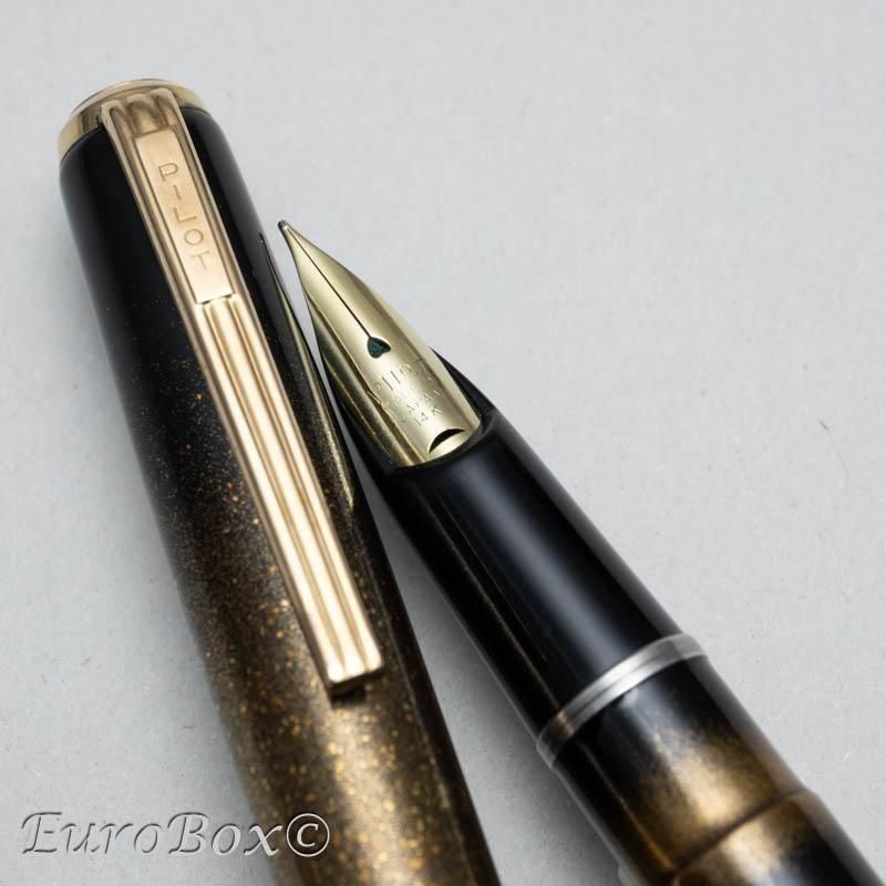 パイロット 万年筆 蒔絵 金魚 PILOT Maki-e Goldfish - Euro Box