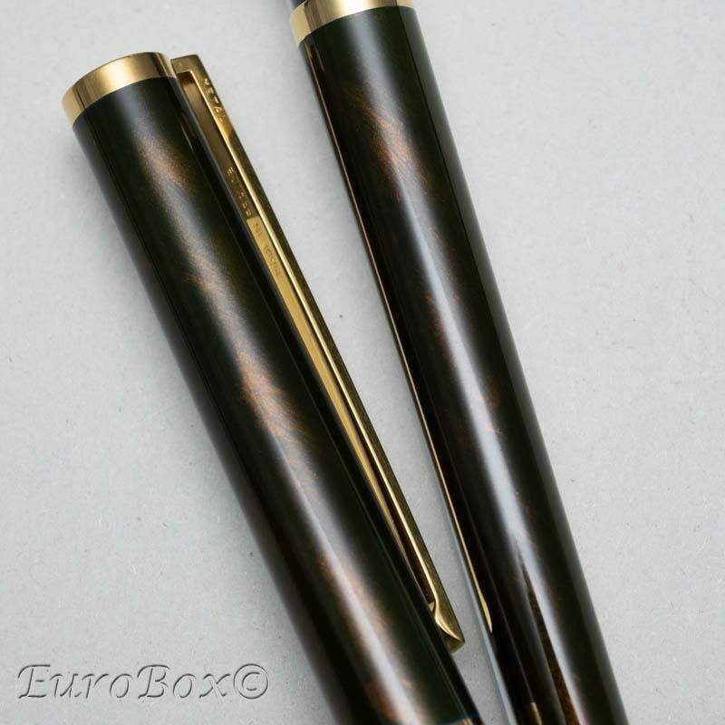 エス・テー・デュポン 万年筆 純正漆 フラーメ S.T.Dupont
