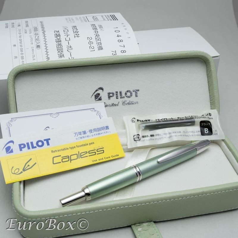 PILOT　パイロット　キャップレス　2010年限定　アイスグリーン　B-nib パイロット 万年筆 キャップレス アイスグリーン 2010年限定