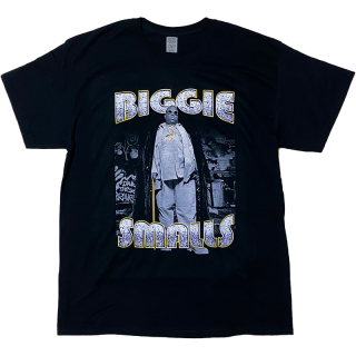 <img class='new_mark_img1' src='https://img.shop-pro.jp/img/new/icons24.gif' style='border:none;display:inline;margin:0px;padding:0px;width:auto;' />"BIGGIE SMALLS" Vintage Style T-Shirt -BLACK-