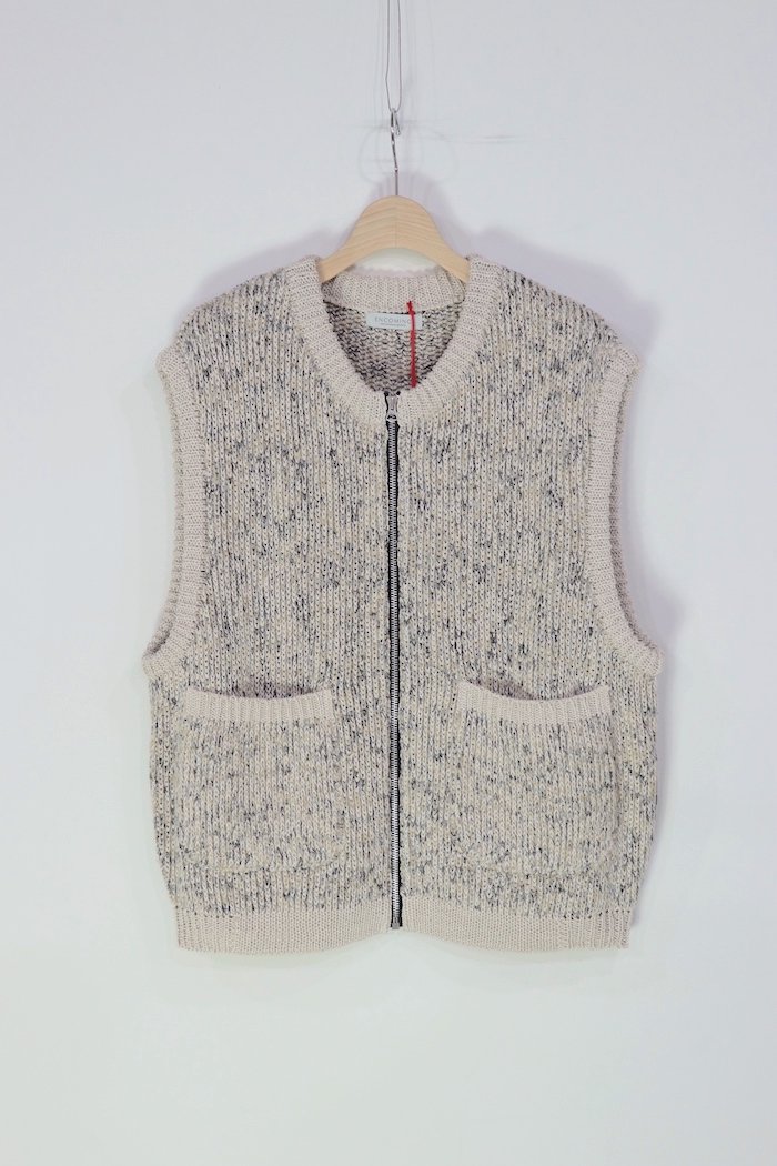 ENCOMING KNITTED TWO POCKET VEST (ホワイト) | ovale.eu