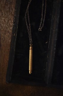 British early 20th pencil necklace