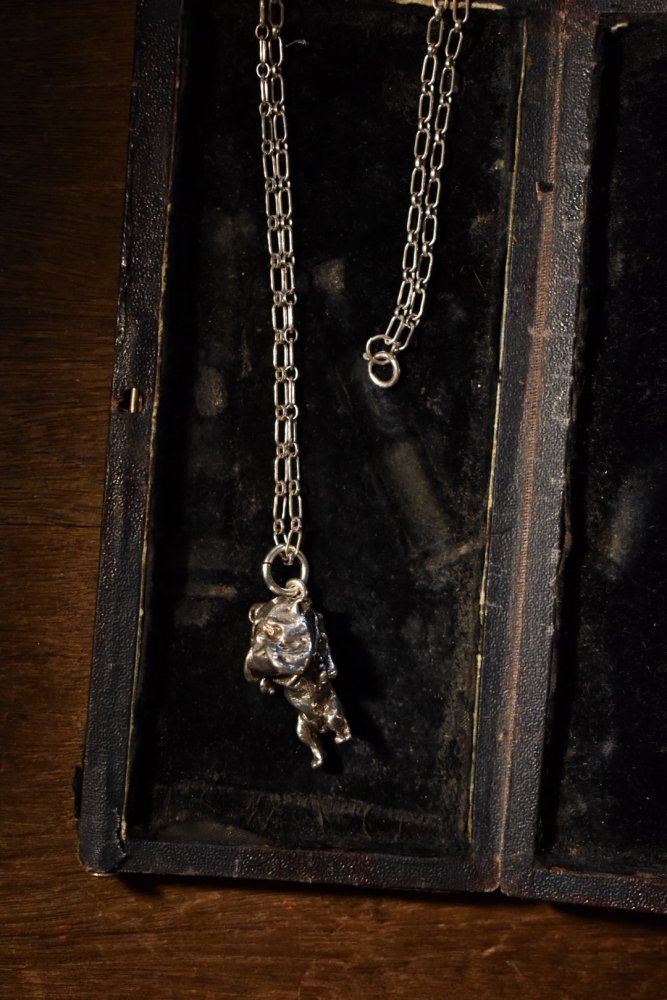 Belphegol Zoo British mid 20th bulldog motif silver necklace