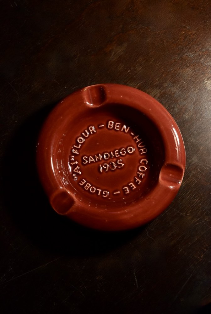 us 1935's METLOX ashtray