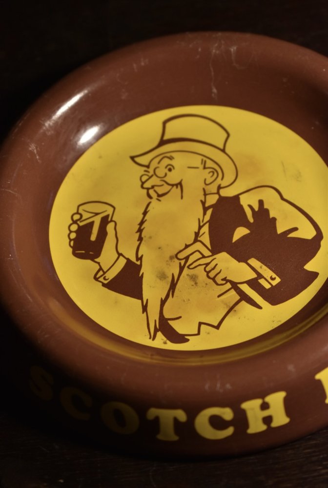 us 1960s Wm younger's scotch bitter ashtray