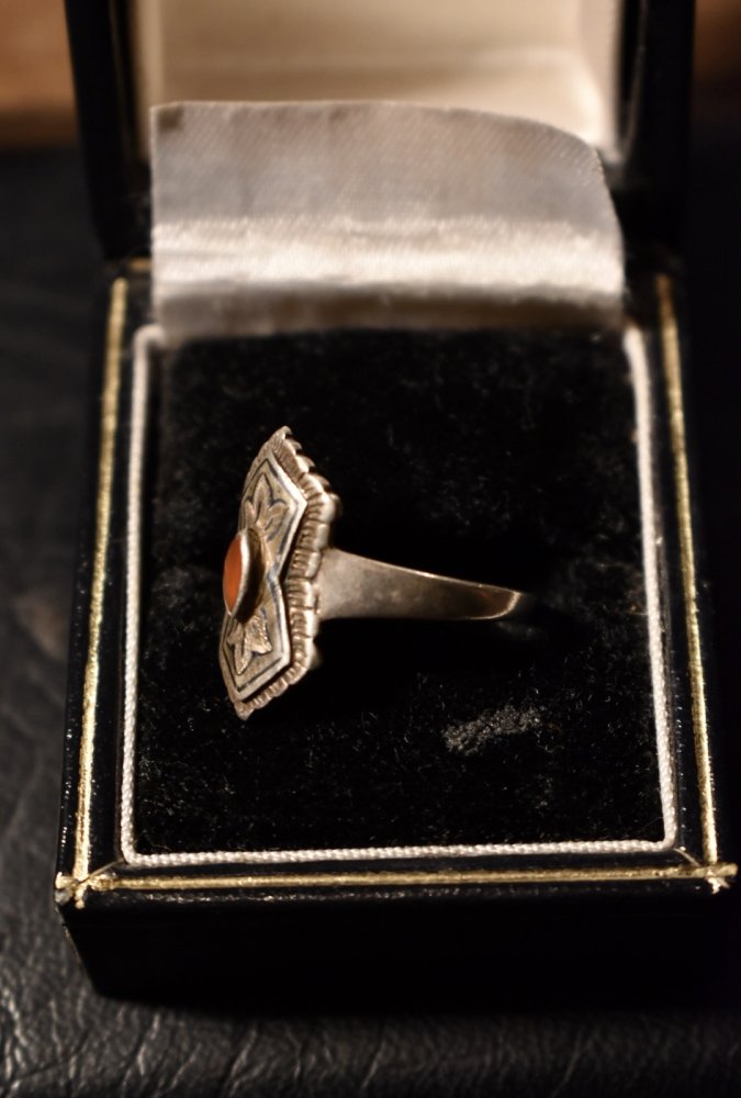 mid 20th silver × carnelian ring