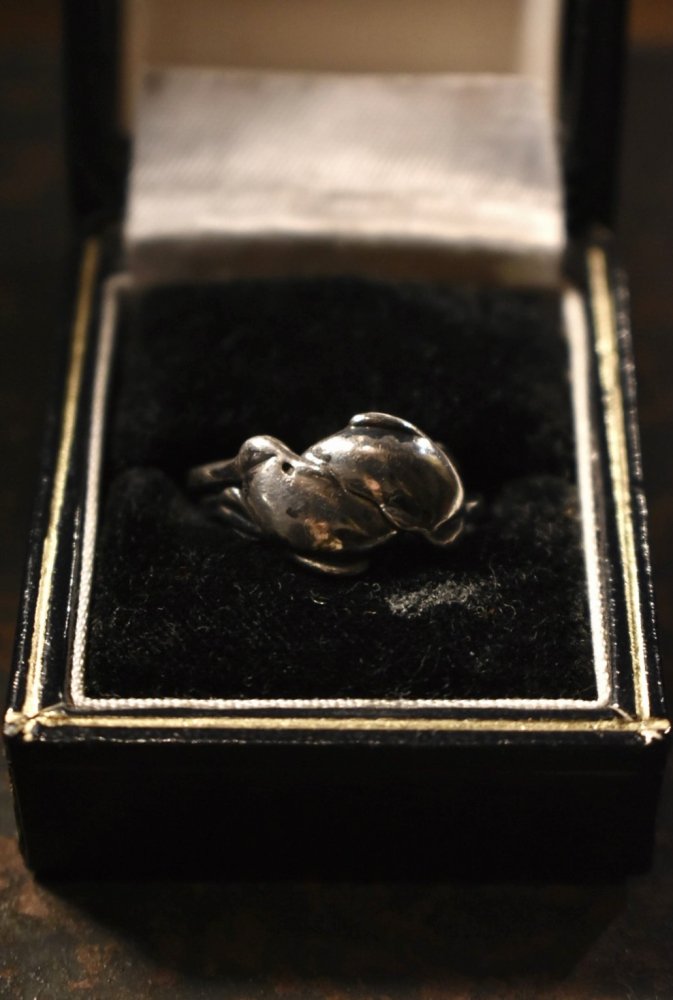 vintage dolphin motif silver ring