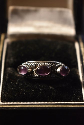vintage silver × amethyst ring