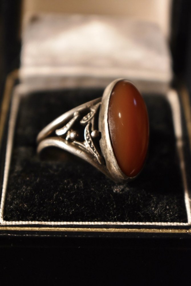 Vintage silver × carnelian ring