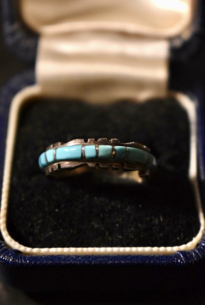Vintage "zuni" silver  turquoise ring