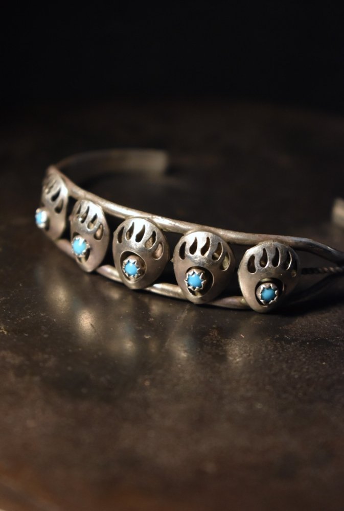 Vintage "Navajo" silver × turquoise bear paws bangle