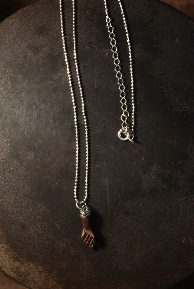 Vintage silver × wood hand motif necklace
