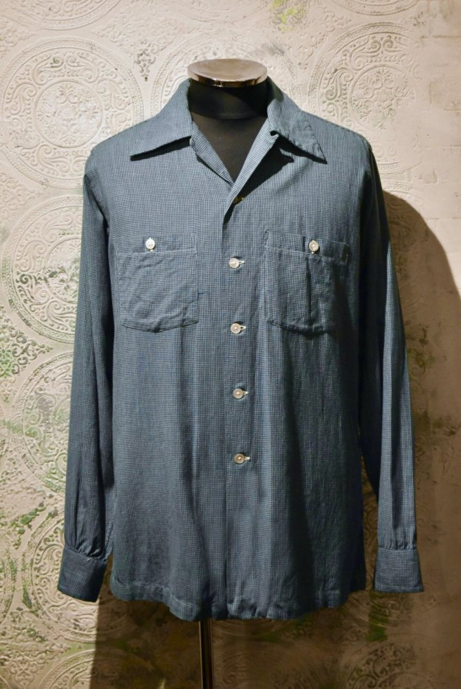 us 1950's open collar rayon shirt