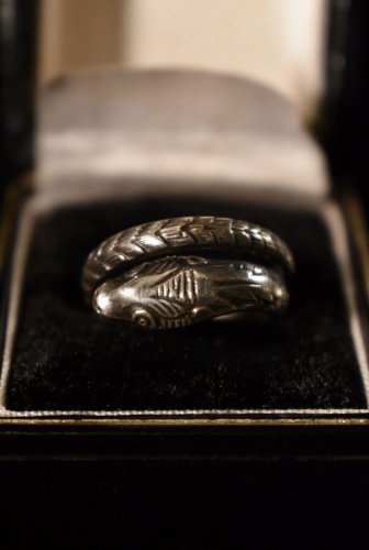 Vintage snake motif ring