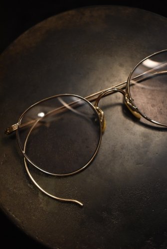 us 1940's 12KGF Ful-Vue glasses