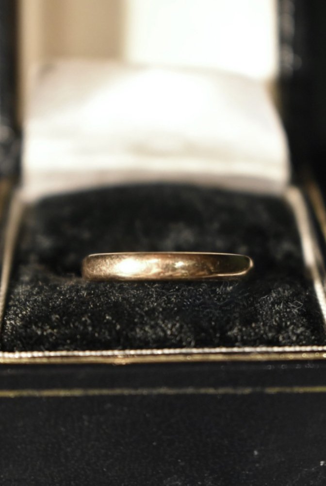 us mid 20th 14K gold ring
