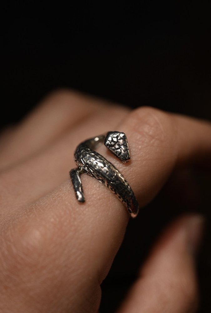 Vintage snake motif ring