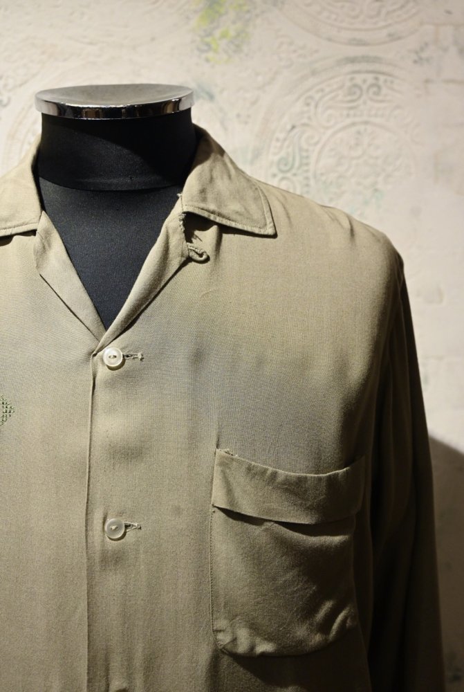 us 1960's "Classic Casuals" rayon shirt