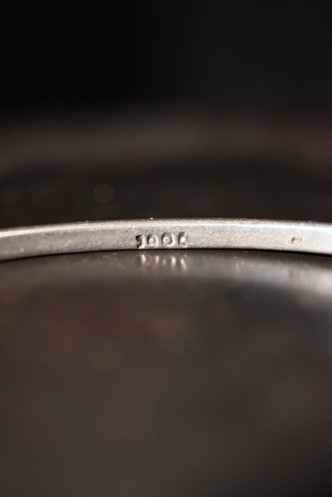 Vintage hook design bracelet