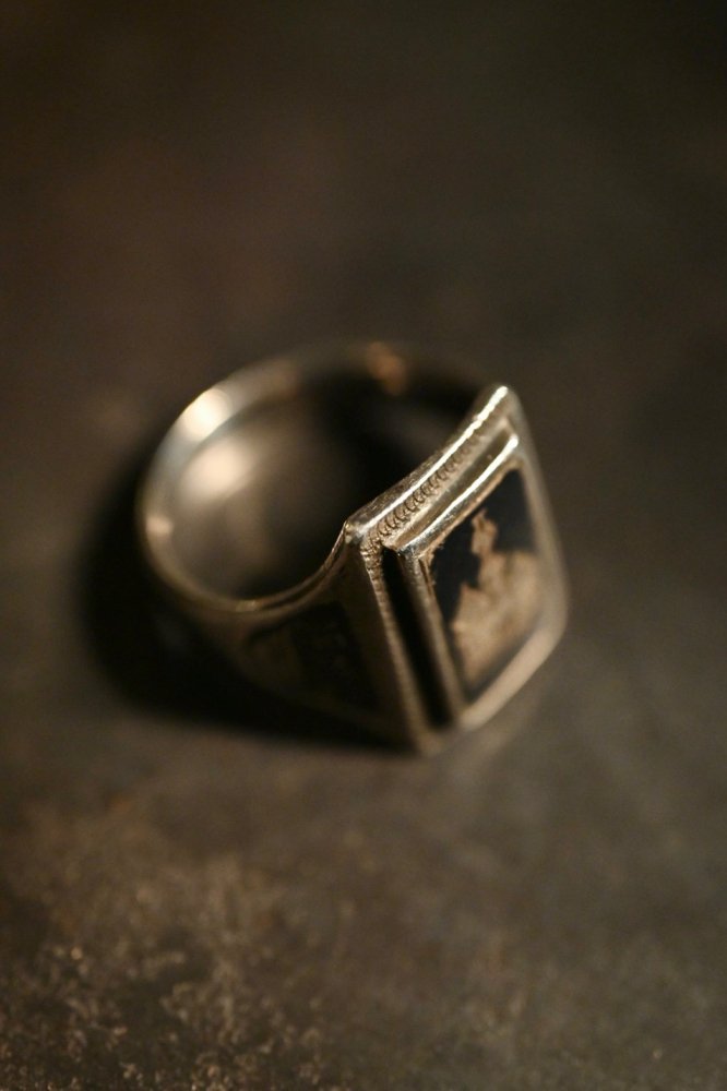1940's hand carving souvenir ring