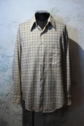 us 1970's "Forum" printed shirt