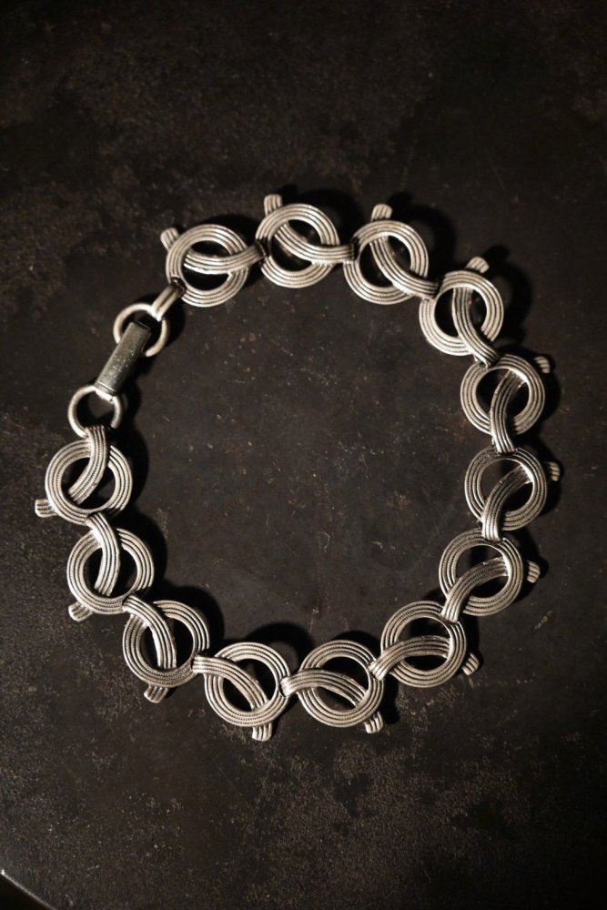 Vintage modern design silver bracelet