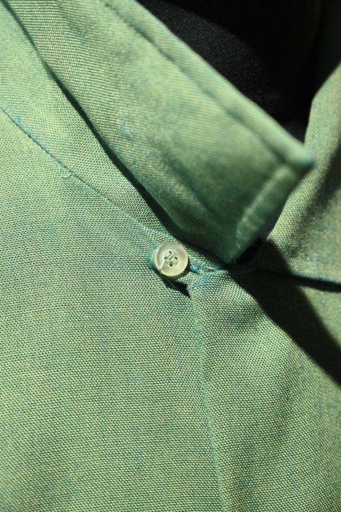 us 1960's~ "Donegal" rayon nylon shirt