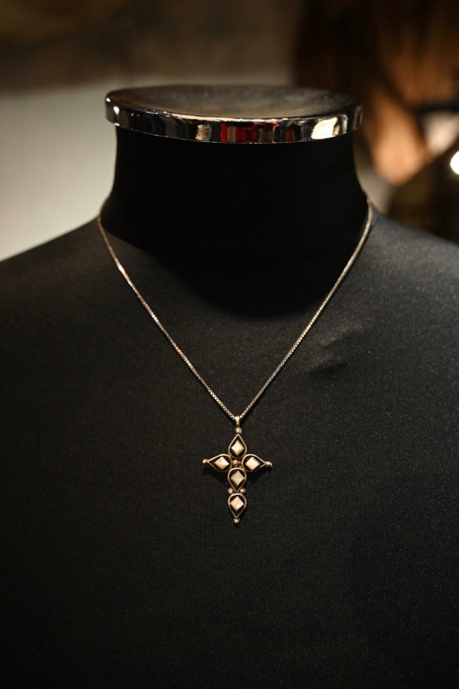 Vintage silver  shell cross necklace