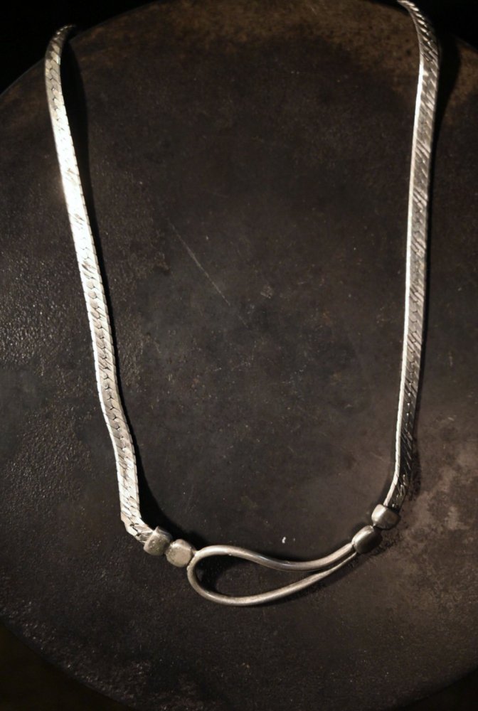 Italy vintage silver hook necklace