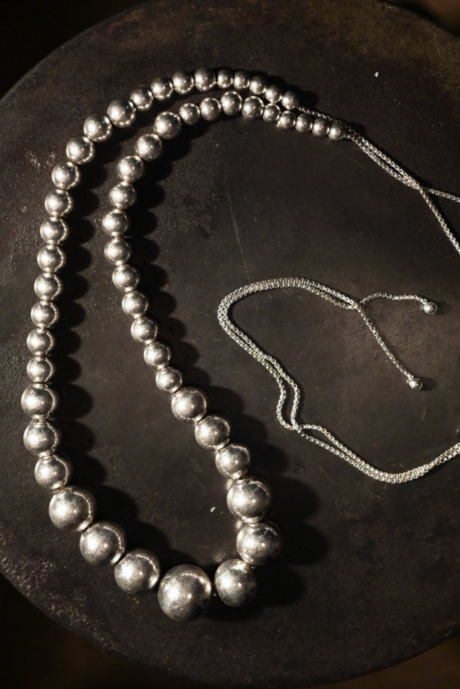 Vintage modern design silver necklace