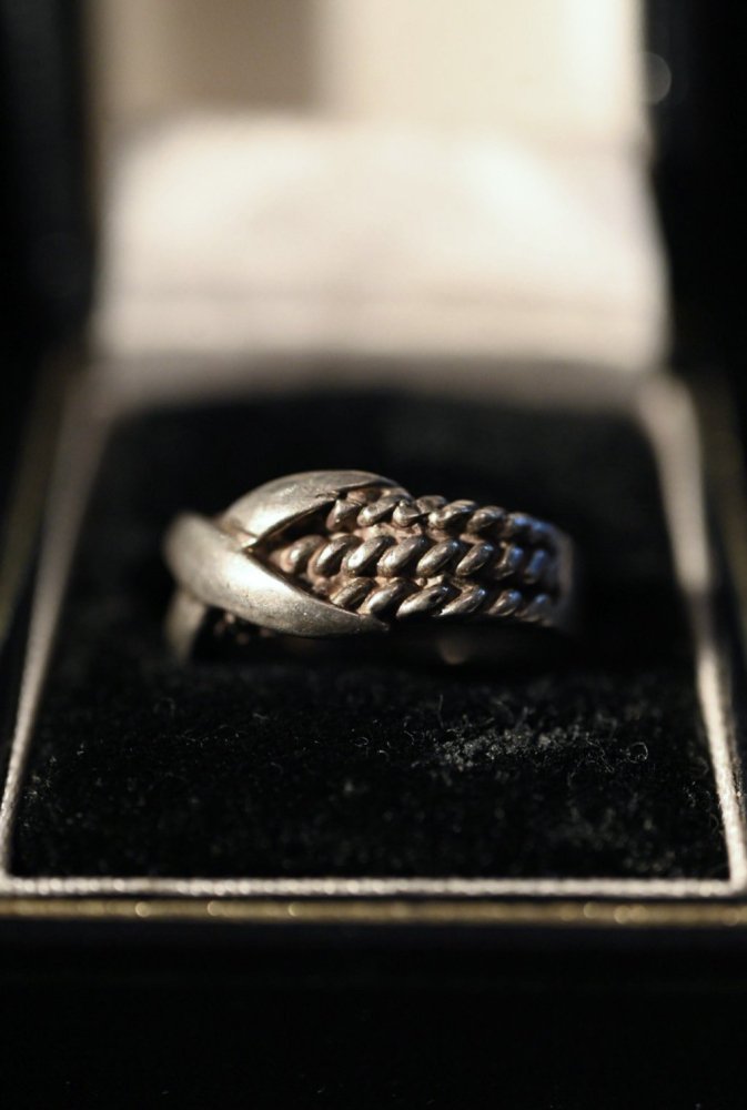 Vintage silver ring