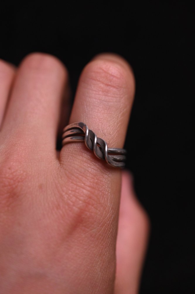 Vintage silver ring