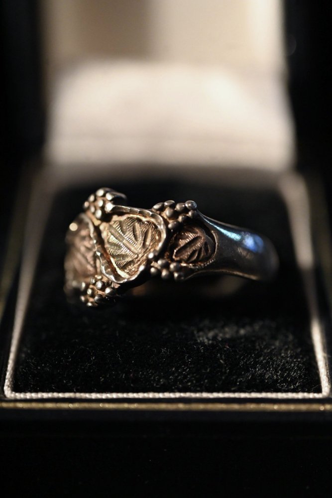 Vintage silver leaf motif ring