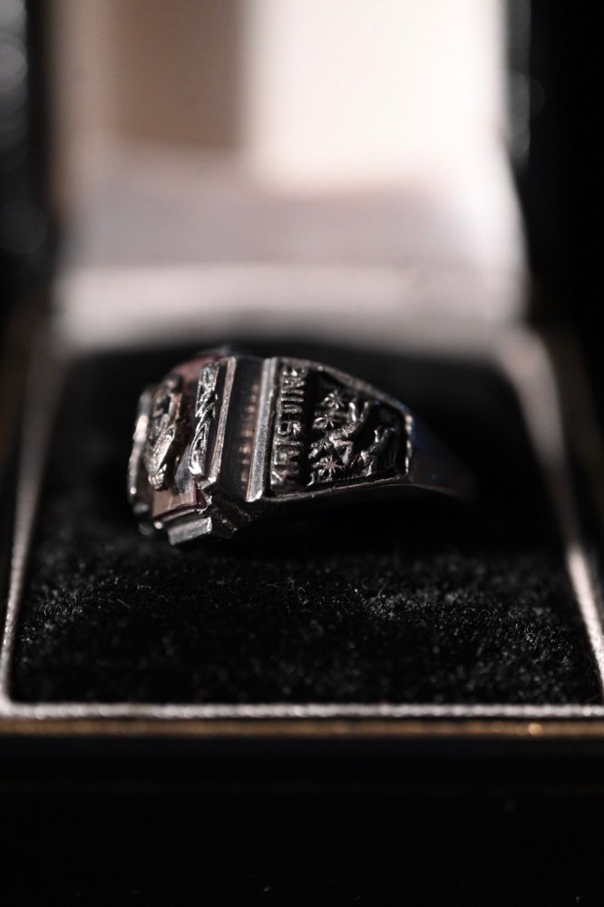 us 1996's college ring