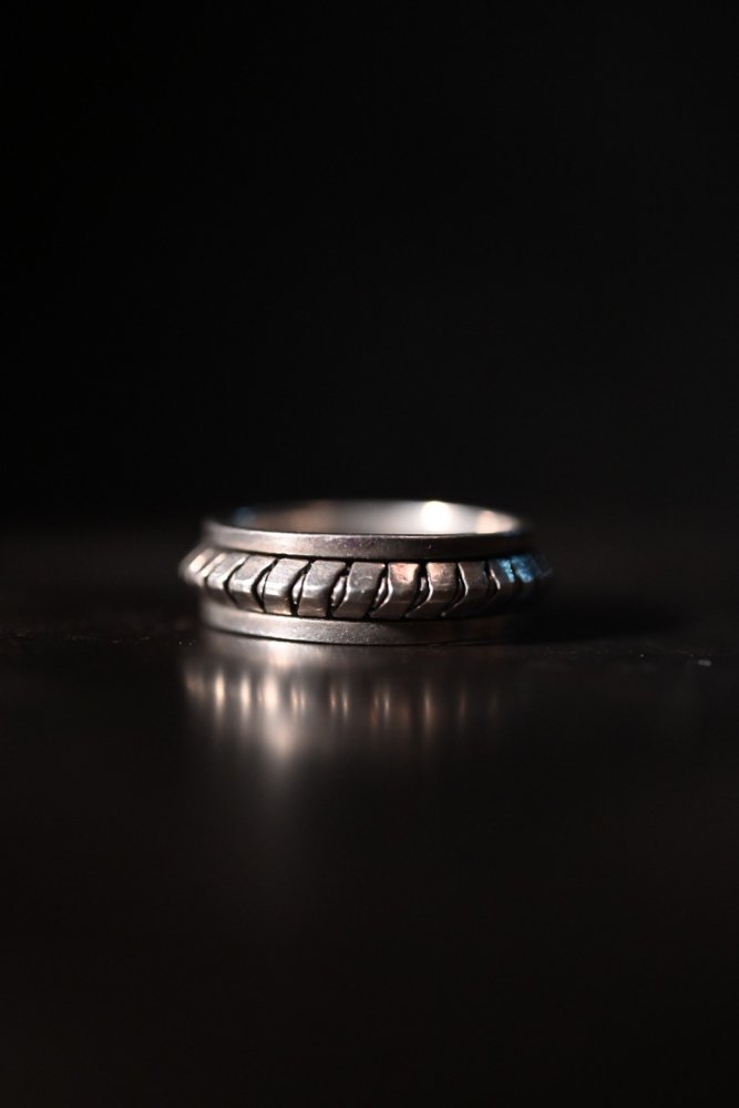 Vintage silver ring