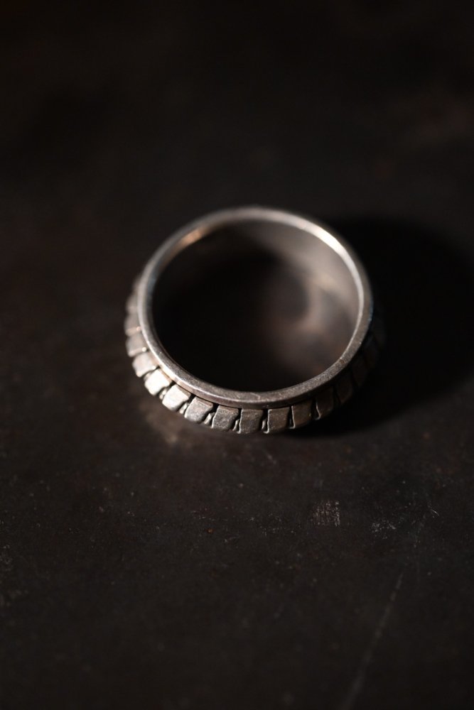 Vintage silver ring