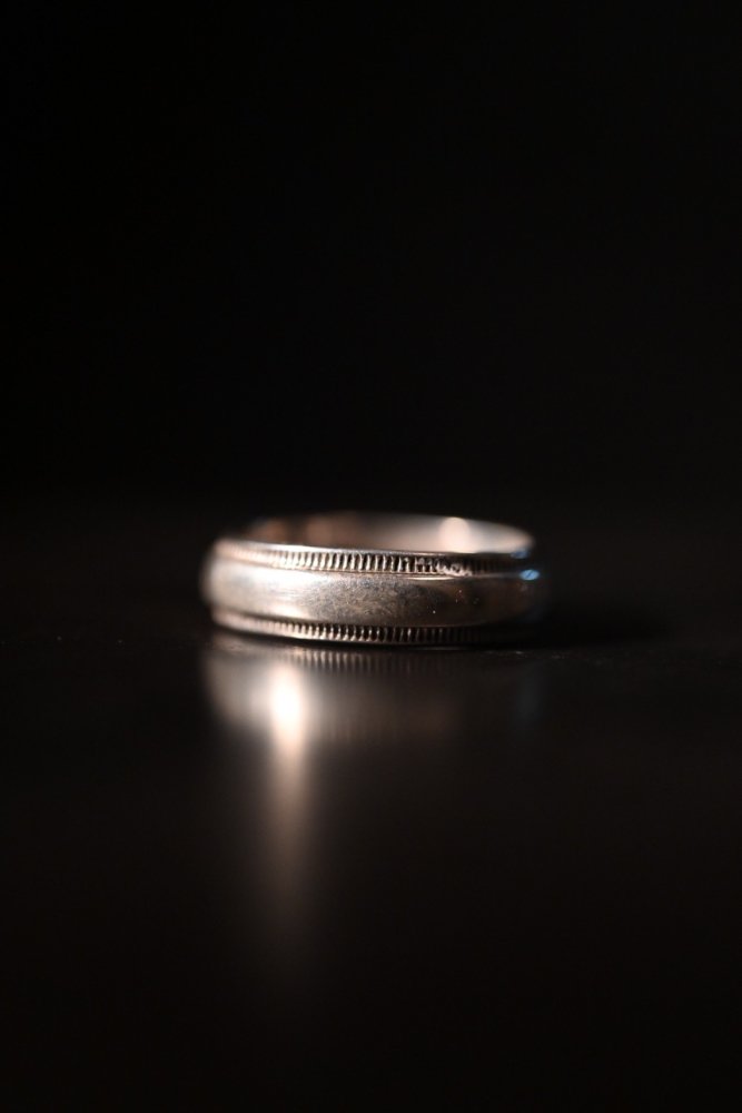 Vintage silver ring