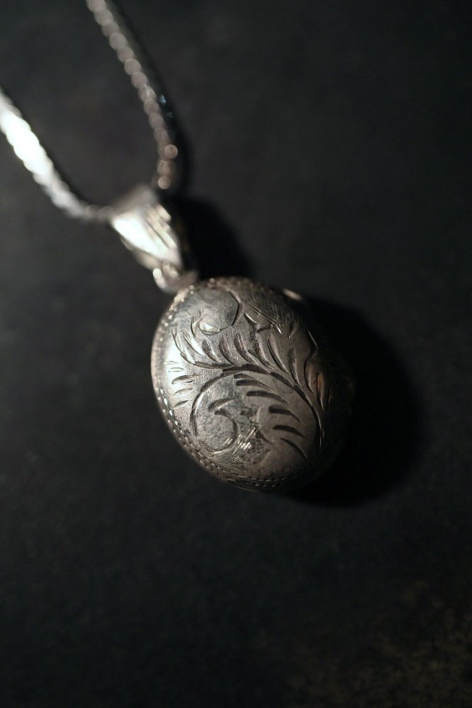 Vintage silver locket necklace