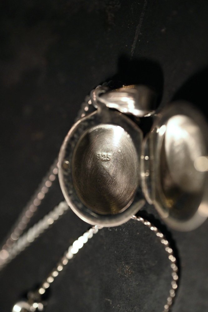 Vintage silver locket necklace