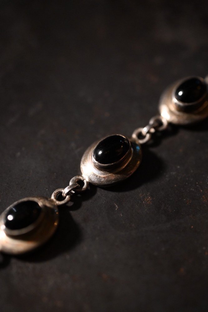 Vintage silver  onyx bracelet