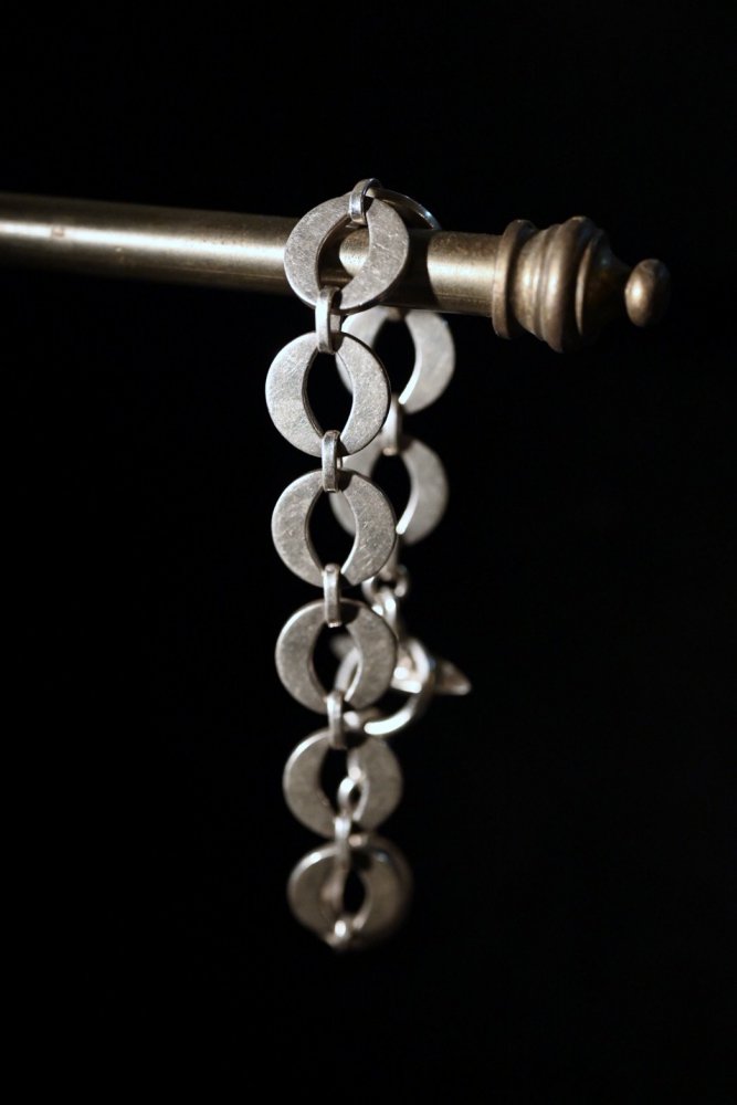 Vintage modern design silver chain bracelet